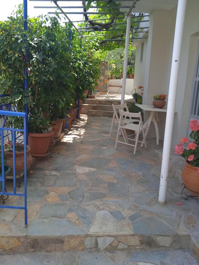 To Limanaki Apartment Finikounta Luaran gambar